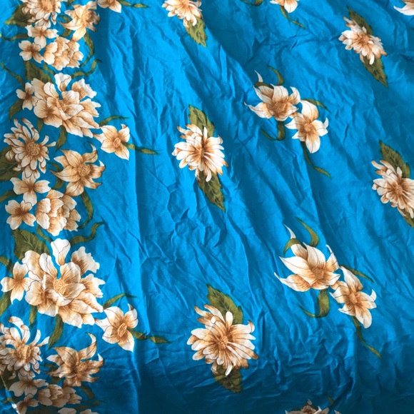 Beautiful wrap / shawl - Picture 3 of 3